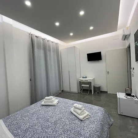 Napolitudine A Smania E Turna Bed and Breakfast *