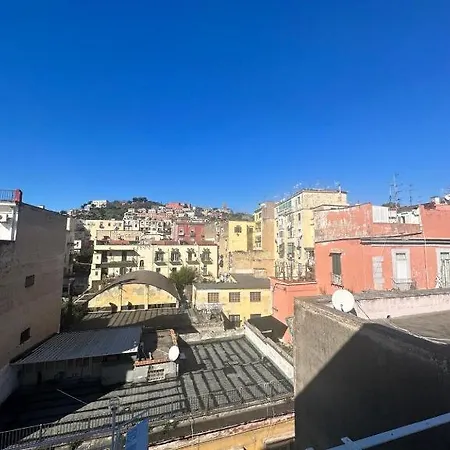 Bed and Breakfast Napolitudine A Smania E Turna Νάπολη